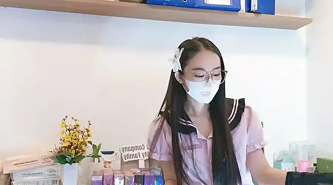 Snapshot of Lush-Office chatting on 03/11/25, 07:04 Lush-Office online show from 03/11/25, 07:04