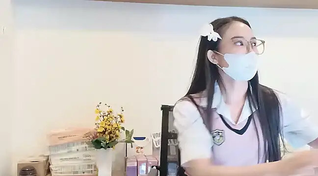 Snapshot of Lush-Office chatting on 03/12/25, 10:59 Lush-Office online show from 03/12/25, 10:59