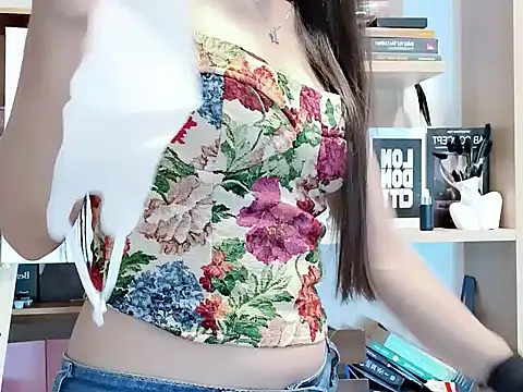 Snapshot of Lush-Office chatting on 10/02/25, 05:03 Lush-Office online show from 10/02/25, 05:03