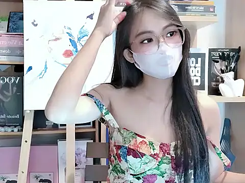 Snapshot of Lush-Office chatting on 10/05/25, 05:50 Lush-Office online show from 10/05/25, 05:50