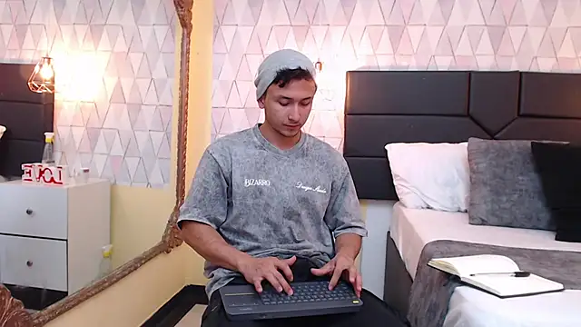 BrandonColee online show from 02/08/25, 06:33