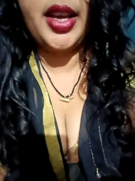 Snapshot of Haseena_Baby chatting on 02/12/25, 06:08 Haseena Baby online show from 02/12/25, 06:08