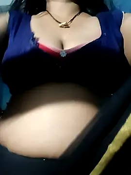 Snapshot of Haseena_Baby chatting on 02/15/25, 07:38 Haseena Baby online show from 02/15/25, 07:38