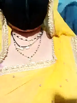 Snapshot of Haseena_Baby chatting on 02/27/25, 12:45 Haseena Baby online show from 02/27/25, 12:45