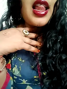 Snapshot of Haseena_Baby chatting on 09/27/25, 06:07 Haseena Baby online show from 09/27/25, 06:07