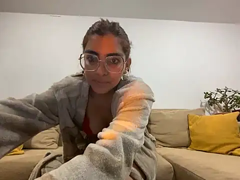 Snapshot of MartinaSooler chatting on 02/03/25, 05:07 MartinaSooler online show from 02/03/25, 05:07