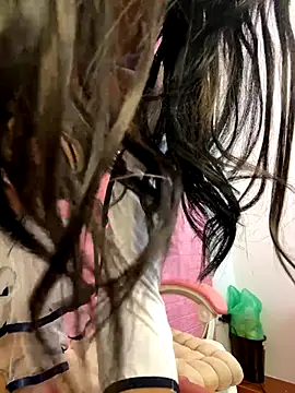 Snapshot of MartinaSooler chatting on 09/10/25, 03:06 MartinaSooler online show from 09/10/25, 03:06
