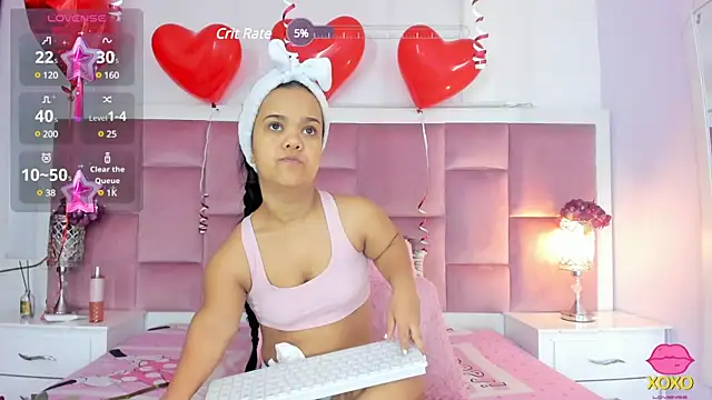 Snapshot of AnieRey chatting on 02/12/25, 12:01 AnieRey online show from 02/12/25, 12:01