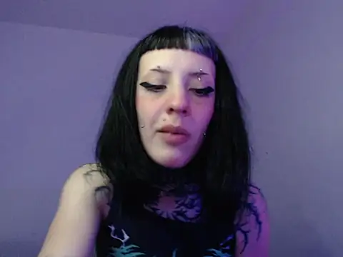 bad doll bb online show from 10/24/25, 04:42