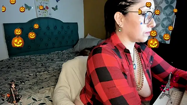 nataparis online show from 10/31/25, 12:55