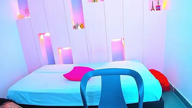 ScarletEmber3 online show from 02/18/25, 03:42