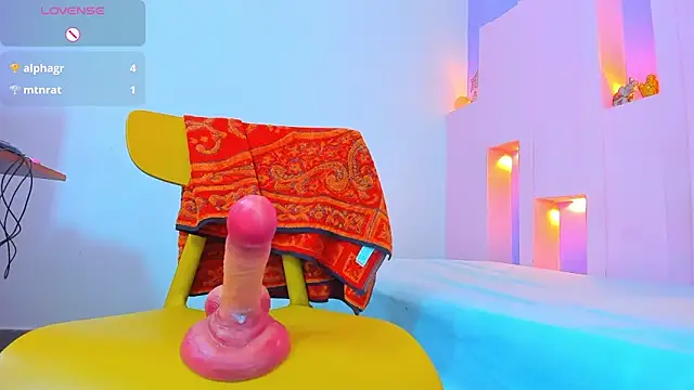 ScarletEmber3 online show from 02/18/25, 09:54