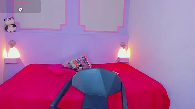 ScarletEmber3 online show from 02/19/25, 05:05