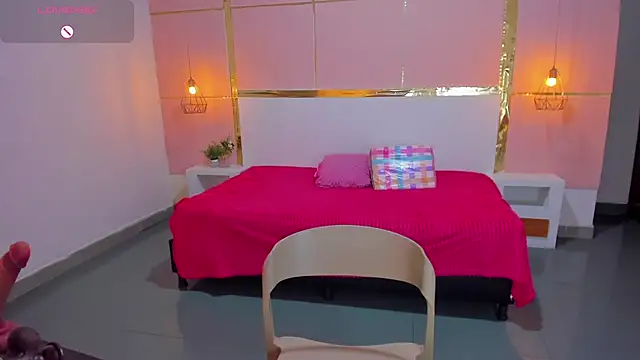 ScarletEmber3 online show from 02/20/25, 07:55