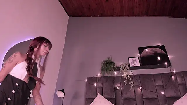 SabrinaSpell  online show from 11/08/25, 11:43