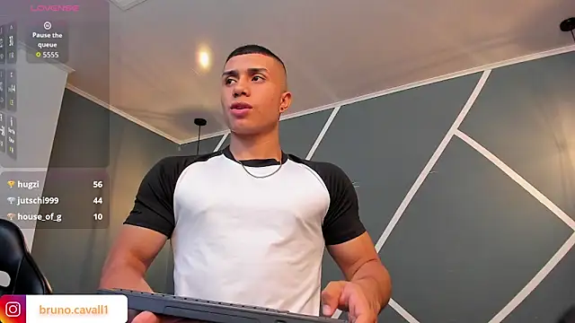 bruno cavalli online show from 04/18/26, 05:17