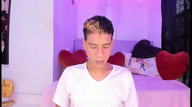 Ethan Boyy online show from 02/11/25, 04:02