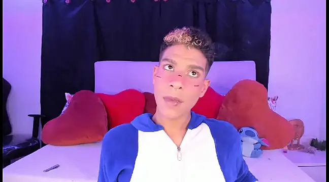 Ethan Boyy online show from 02/28/25, 04:32