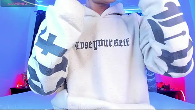 Ethan Boyy online show from 04/17/26, 09:40