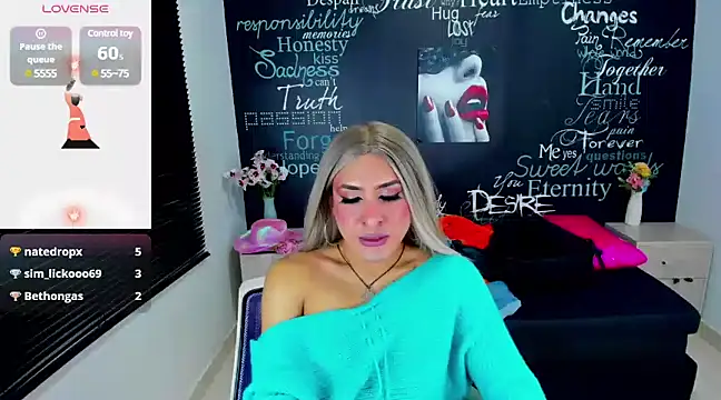 Snapshot of Georgina_Giio chatting on 01/16/25, 08:54 Georgina Giio online show from 01/16/25, 08:54