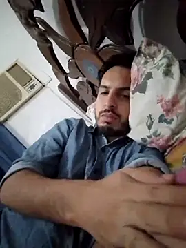 alejo5288 online show from 10/09/25, 12:41