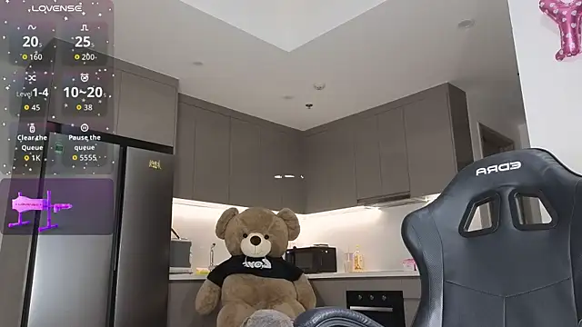 asianqueeny online show from 10/25/25, 02:35