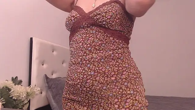 Snapshot of CelineMirage chatting on 01/25/25, 05:18 CelineMirage online show from 01/25/25, 05:18