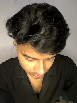 Snapshot of kaif_220 chatting on 09/08/25, 02:16 kaif 220 online show from 09/08/25, 02:16