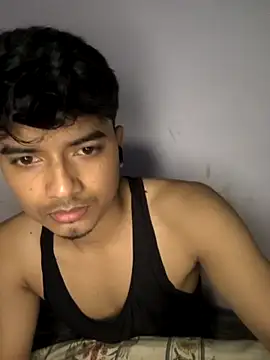 Snapshot of kaif_220 chatting on 09/11/25, 02:06 kaif 220 online show from 09/11/25, 02:06