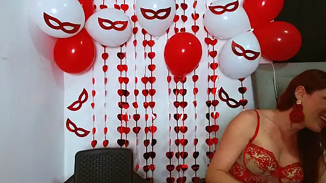 sweethoneytsx online show from 09/20/25, 11:06