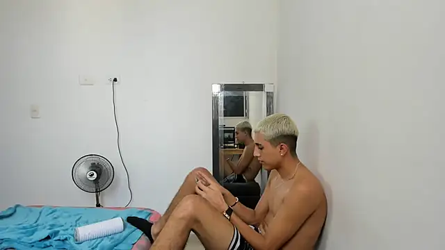 Latinos 2001 online show from 03/22/25, 06:14