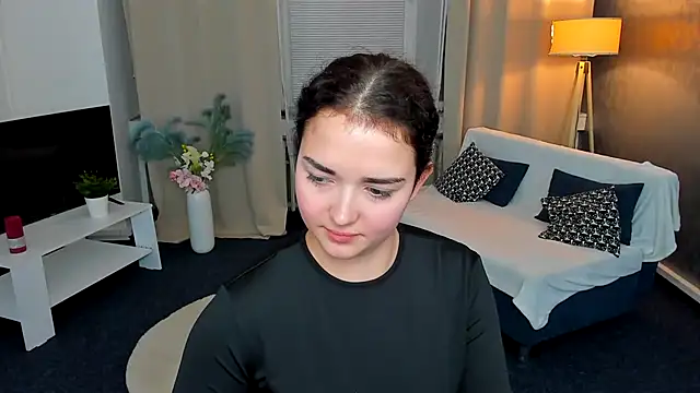 Snapshot of AmeliaLoveee chatting on 01/19/25, 05:49 AmeliaLoveee online show from 01/19/25, 05:49