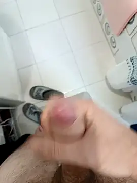 Snapshot of xxxxGuruxxxx chatting on 01/26/25, 10:02 xxxxGuruxxxx online show from 01/26/25, 10:02