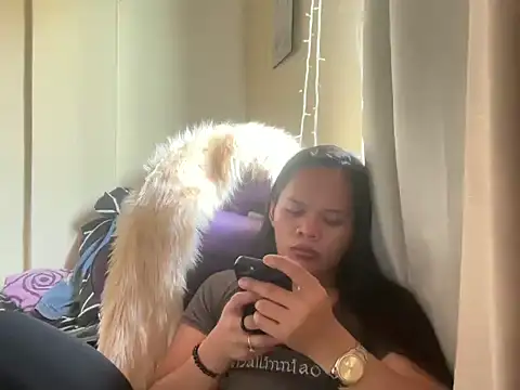 Snapshot of SophiaCourthaway chatting on 06/18/26, 10:47 SophiaCourthaway online show from 06/18/26, 10:47