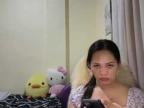 Snapshot of SophiaCourthaway chatting on 07/12/26, 10:01 SophiaCourthaway online show from 07/12/26, 10:01