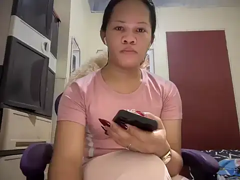 Snapshot of SophiaCourthaway chatting on 07/23/26, 01:20 SophiaCourthaway online show from 07/23/26, 01:20