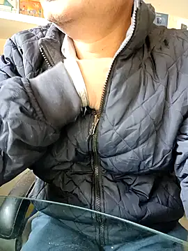 Snapshot of cpl-jay chatting on 01/13/25, 11:19 cpl-jay online show from 01/13/25, 11:19