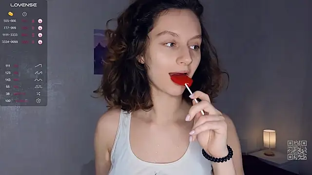 Leya Curly online show from 03/02/25, 12:32