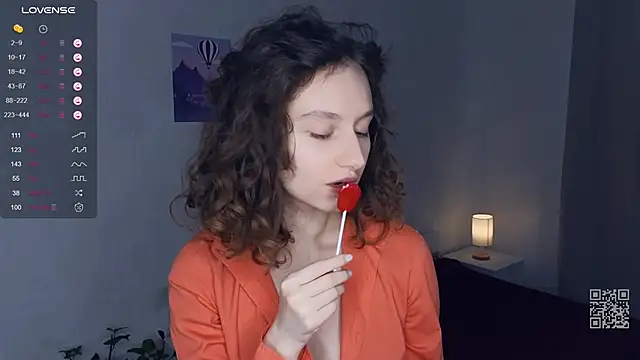 Leya Curly online show from 03/03/25, 09:44