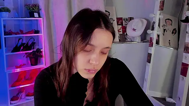 Sahara Shields online show from 11/10/25, 10:14