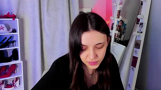 Sahara Shields online show from 02/04/26, 09:04