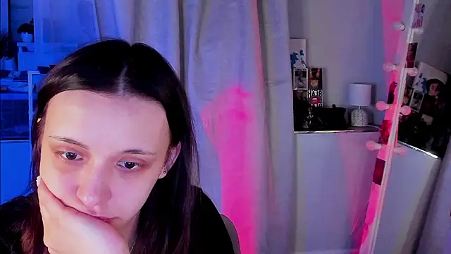 Sahara Shields online show from 03/25/26, 08:42