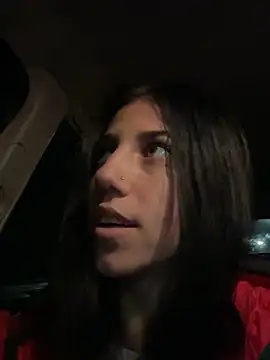 Snapshot of KeylaBlair chatting on 01/29/25, 12:33 KeylaBlair online show from 01/29/25, 12:33