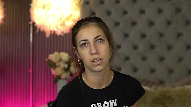 Snapshot of KeylaBlair chatting on 02/26/26, 05:45 KeylaBlair online show from 02/26/26, 05:45