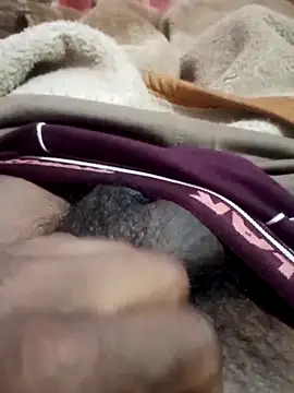 Desiboy23 online show from 04/12/26, 07:52