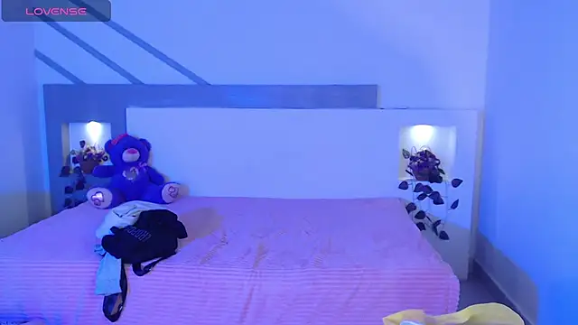 IslaBlaze online show from 02/06/25, 12:16