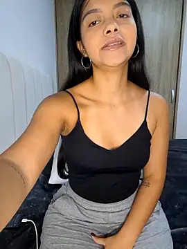 IslaBlaze online show from 11/08/25, 11:32