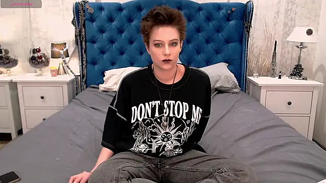 via mayer  online show from 03/21/26, 01:58