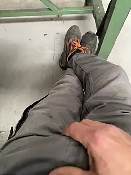 Snapshot of sempreilmio2 chatting on 02/18/25, 11:55 sempreilmio2 online show from 02/18/25, 11:55