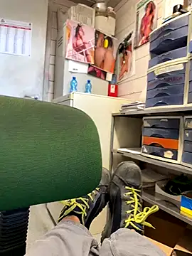 Snapshot of sempreilmio2 chatting on 09/23/25, 10:40 sempreilmio2 online show from 09/23/25, 10:40